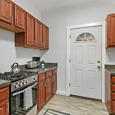 Warm & Cozy 1Br Apartment In Chicago - Belmont J4